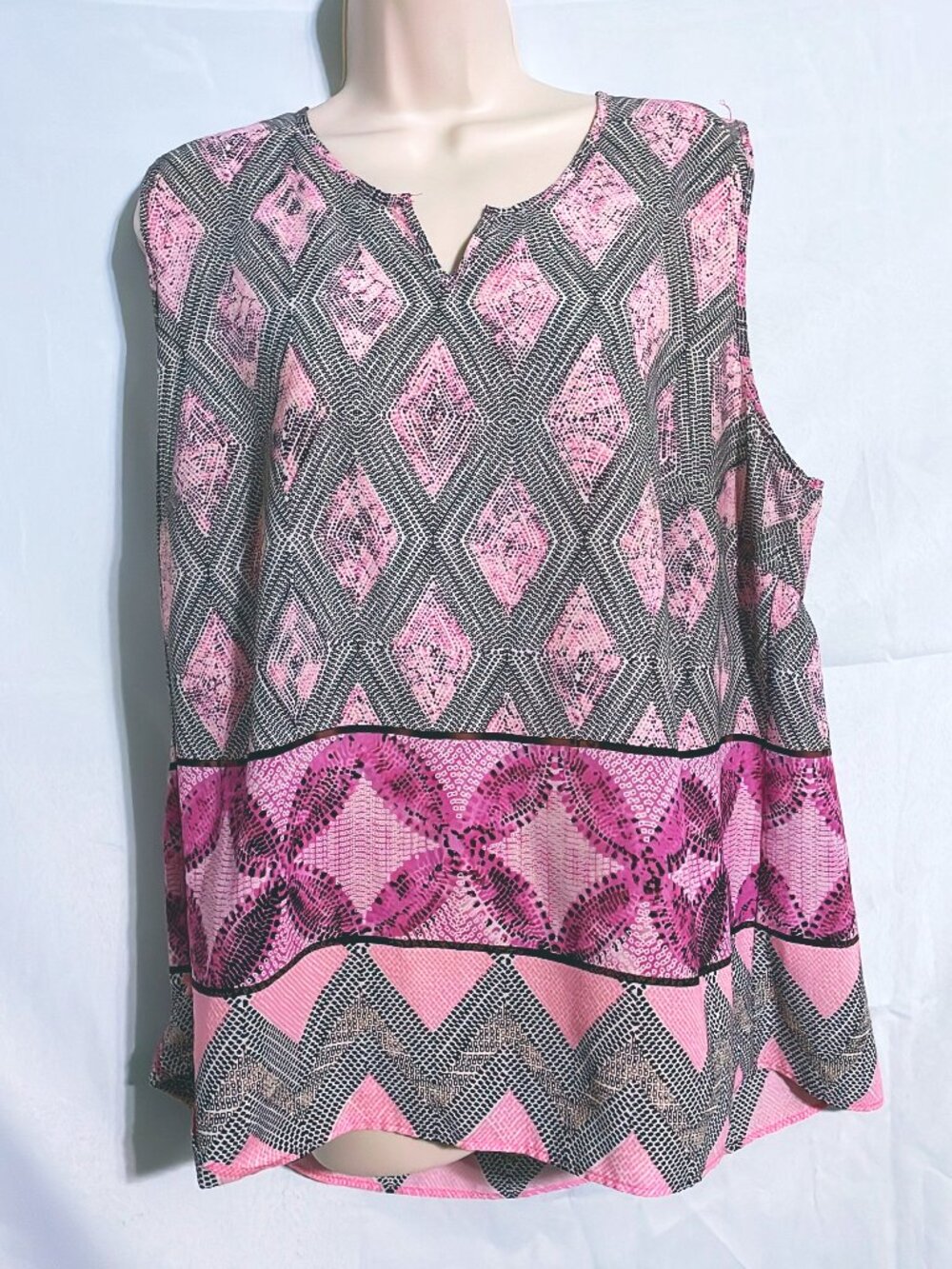 Covington Gray & Pink Sleeveless Top Size 1X